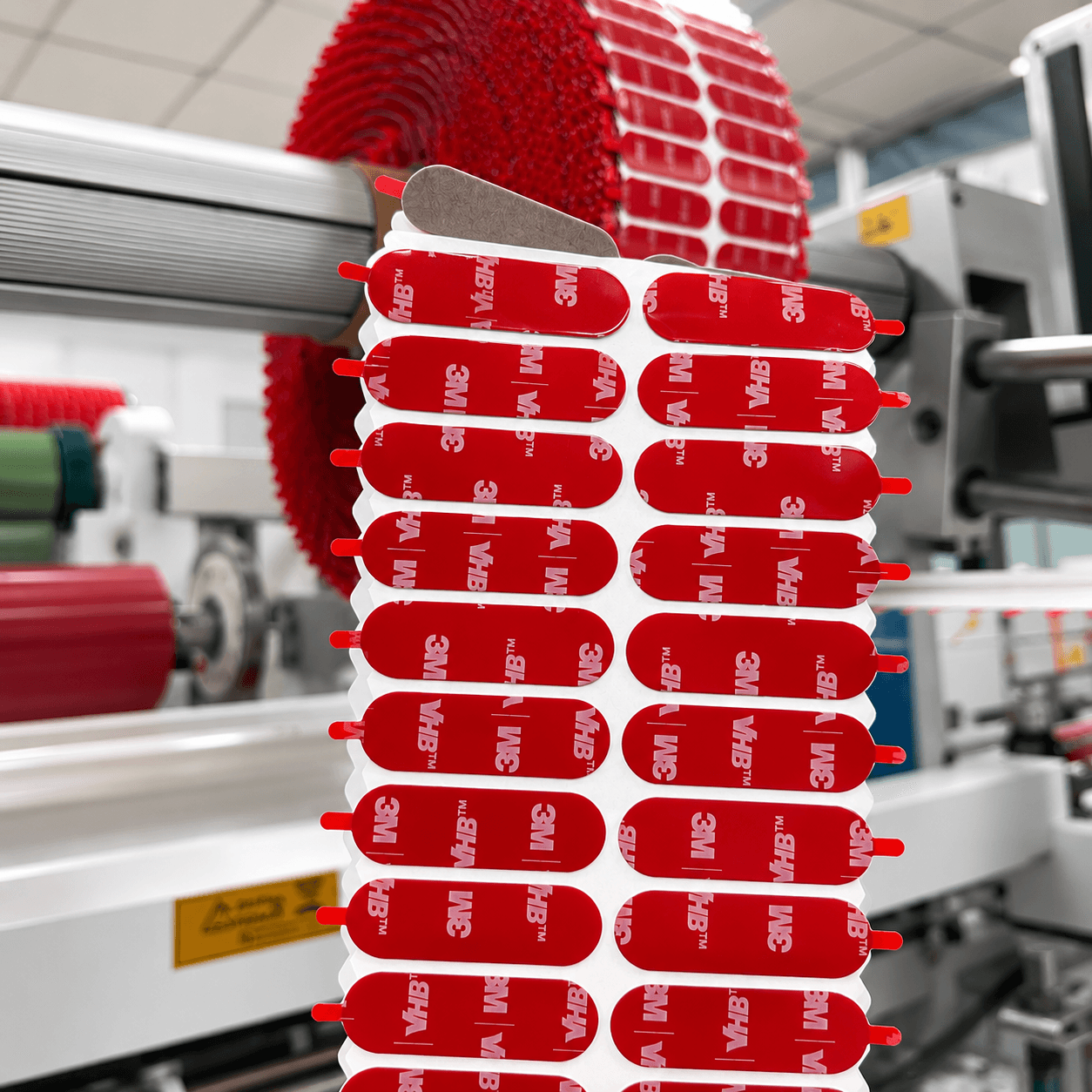 Dust-free cleanroom line for automotive films